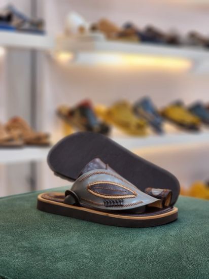 صورة زبيري وطني مطرز مديل م61